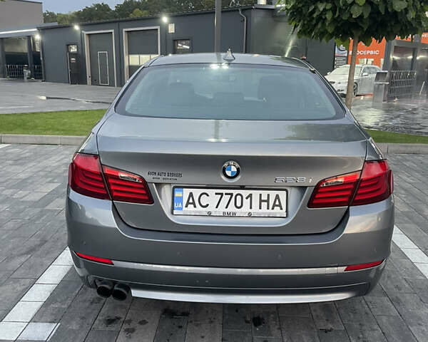 Серый БМВ 5 Серия, объемом двигателя 2 л и пробегом 225 тыс. км за 13900 $, фото 5 на Automoto.ua