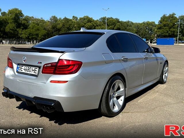 Серый БМВ 5 Серия, объемом двигателя 3 л и пробегом 262 тыс. км за 12999 $, фото 6 на Automoto.ua