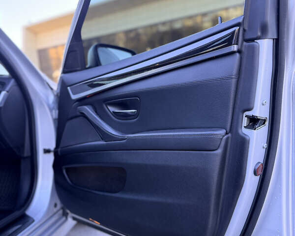 Серый БМВ 5 Серия, объемом двигателя 2 л и пробегом 199 тыс. км за 15100 $, фото 18 на Automoto.ua