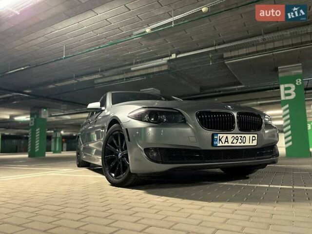 Серый БМВ 5 Серия, объемом двигателя 2 л и пробегом 213 тыс. км за 14400 $, фото 3 на Automoto.ua