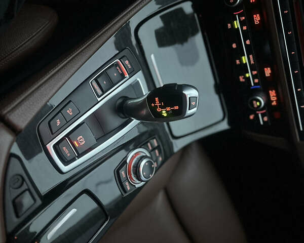 Серый БМВ 5 Серия, объемом двигателя 2.98 л и пробегом 270 тыс. км за 16500 $, фото 10 на Automoto.ua