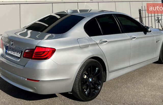 Серый БМВ 5 Серия, объемом двигателя 2 л и пробегом 198 тыс. км за 14299 $, фото 1 на Automoto.ua