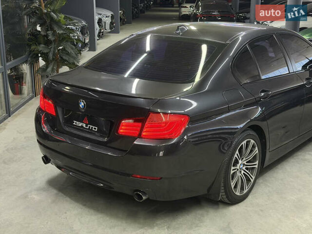 Серый БМВ 5 Серия, объемом двигателя 2.98 л и пробегом 218 тыс. км за 15900 $, фото 15 на Automoto.ua