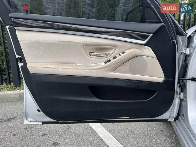 Серый БМВ 5 Серия, объемом двигателя 3 л и пробегом 189 тыс. км за 11800 $, фото 26 на Automoto.ua