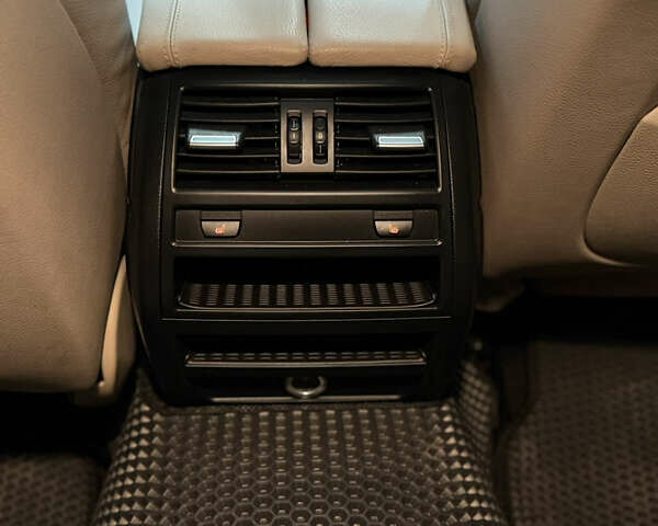 Серый БМВ 5 Серия, объемом двигателя 2.98 л и пробегом 182 тыс. км за 14000 $, фото 27 на Automoto.ua