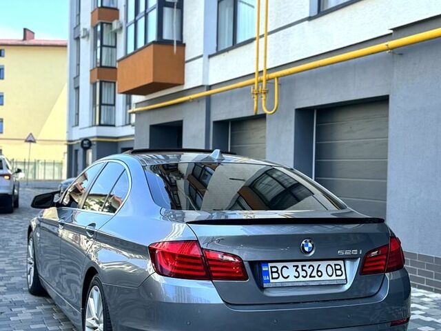 Сірий БМВ 5 Серія, об'ємом двигуна 2 л та пробігом 295 тис. км за 10999 $, фото 8 на Automoto.ua