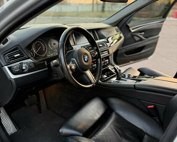 Серый БМВ 5 Серия, объемом двигателя 2 л и пробегом 203 тыс. км за 12999 $, фото 14 на Automoto.ua