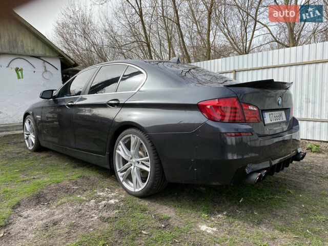 Серый БМВ 5 Серия, объемом двигателя 2 л и пробегом 260 тыс. км за 15000 $, фото 8 на Automoto.ua