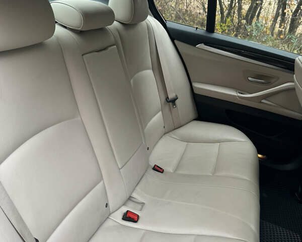 Сірий БМВ 5 Серія, об'ємом двигуна 2 л та пробігом 275 тис. км за 12900 $, фото 17 на Automoto.ua