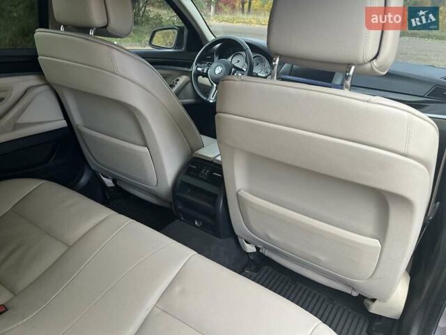 Серый БМВ 5 Серия, объемом двигателя 2.98 л и пробегом 195 тыс. км за 12300 $, фото 14 на Automoto.ua