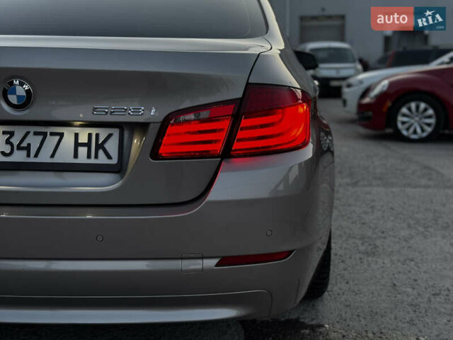 Серый БМВ 5 Серия, объемом двигателя 2 л и пробегом 236 тыс. км за 13750 $, фото 13 на Automoto.ua