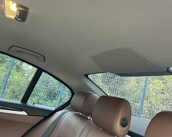 Серый БМВ 5 Серия, объемом двигателя 2 л и пробегом 360 тыс. км за 13900 $, фото 10 на Automoto.ua