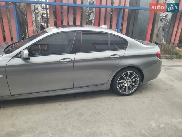 Серый БМВ 5 Серия, объемом двигателя 4.4 л и пробегом 211 тыс. км за 13400 $, фото 9 на Automoto.ua