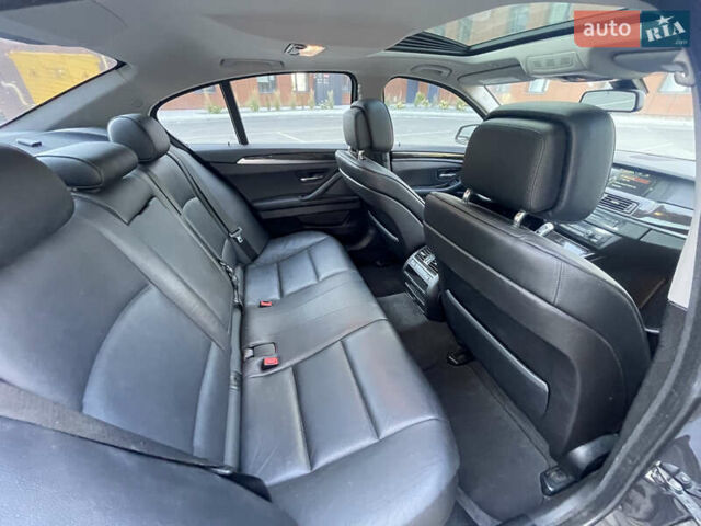 Серый БМВ 5 Серия, объемом двигателя 2 л и пробегом 187 тыс. км за 9999 $, фото 11 на Automoto.ua