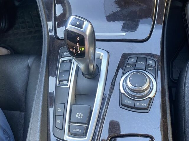 Серый БМВ 5 Серия, объемом двигателя 3 л и пробегом 139 тыс. км за 13800 $, фото 4 на Automoto.ua