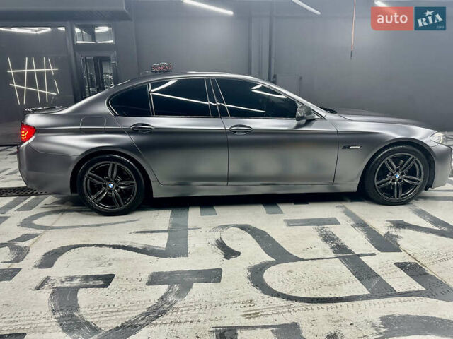 Сірий БМВ 5 Серія, об'ємом двигуна 2.99 л та пробігом 189 тис. км за 17200 $, фото 5 на Automoto.ua