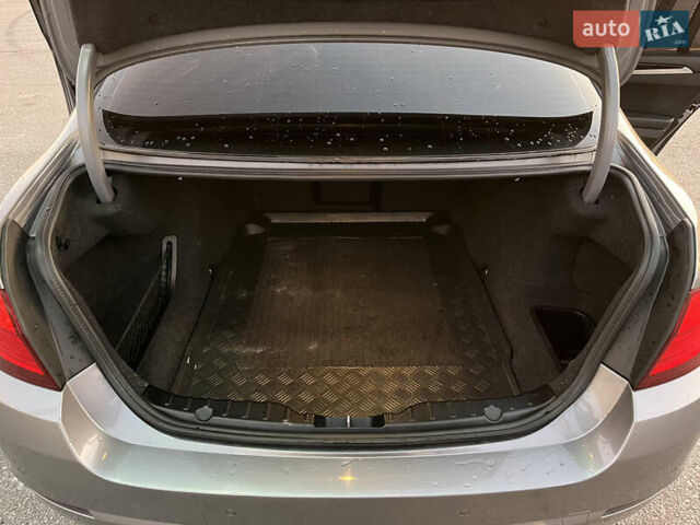 Серый БМВ 5 Серия, объемом двигателя 2 л и пробегом 229 тыс. км за 14200 $, фото 21 на Automoto.ua