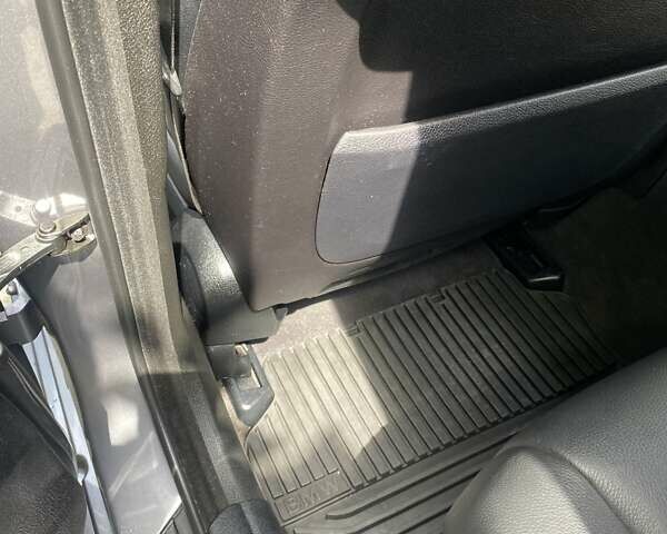 Серый БМВ 5 Серия, объемом двигателя 2 л и пробегом 190 тыс. км за 11700 $, фото 19 на Automoto.ua