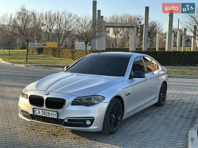 Серый БМВ 5 Серия, объемом двигателя 2.99 л и пробегом 285 тыс. км за 18500 $, фото 5 на Automoto.ua