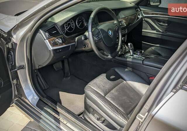 Серый БМВ 5 Серия, объемом двигателя 2 л и пробегом 213 тыс. км за 14400 $, фото 13 на Automoto.ua