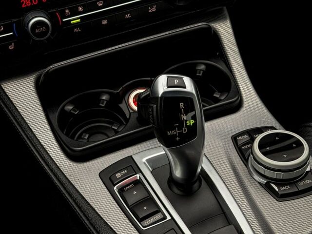 Серый БМВ 5 Серия, объемом двигателя 3 л и пробегом 165 тыс. км за 15800 $, фото 6 на Automoto.ua