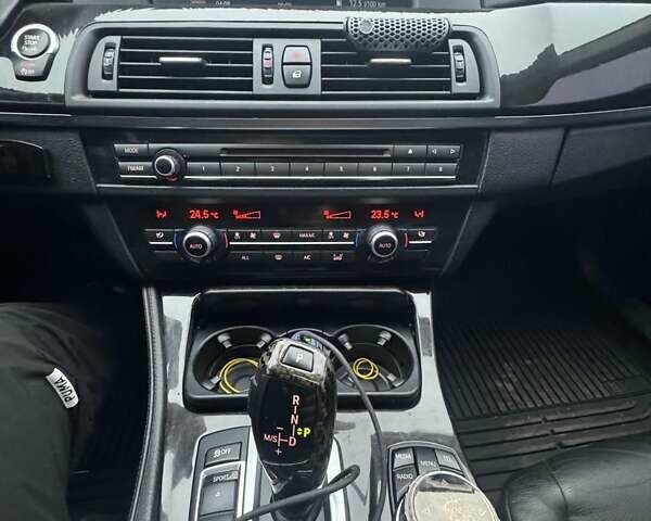 Серый БМВ 5 Серия, объемом двигателя 3 л и пробегом 260 тыс. км за 13500 $, фото 15 на Automoto.ua