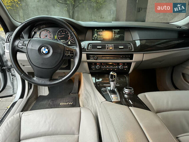 БМВ 5 Серия 2012 в Сваляве на Automoto.ua Серый БМВ 5 Серия, объемом двигателя 2 л и пробегом 220 тыс. км за 11500 $, фото 32 на Automoto.ua