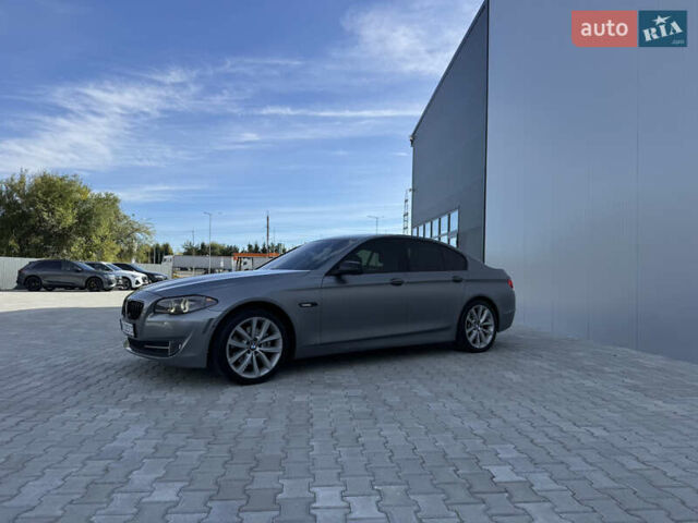 Сірий БМВ 5 Серія, об'ємом двигуна 2 л та пробігом 266 тис. км за 13500 $, фото 1 на Automoto.ua