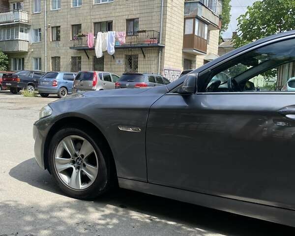 Серый БМВ 5 Серия, объемом двигателя 2 л и пробегом 190 тыс. км за 11700 $, фото 29 на Automoto.ua
