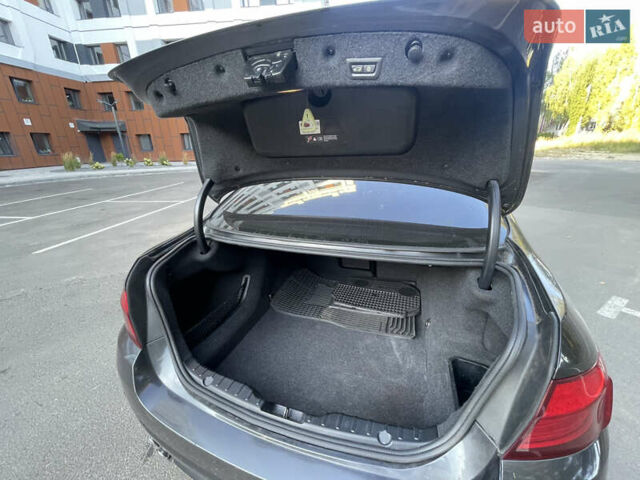 Серый БМВ 5 Серия, объемом двигателя 2 л и пробегом 187 тыс. км за 9999 $, фото 13 на Automoto.ua