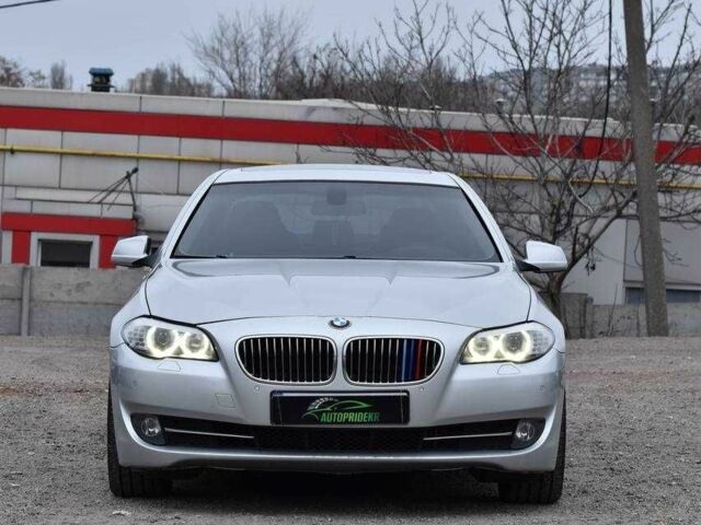 Серый БМВ 5 Серия, объемом двигателя 3 л и пробегом 250 тыс. км за 12499 $, фото 5 на Automoto.ua