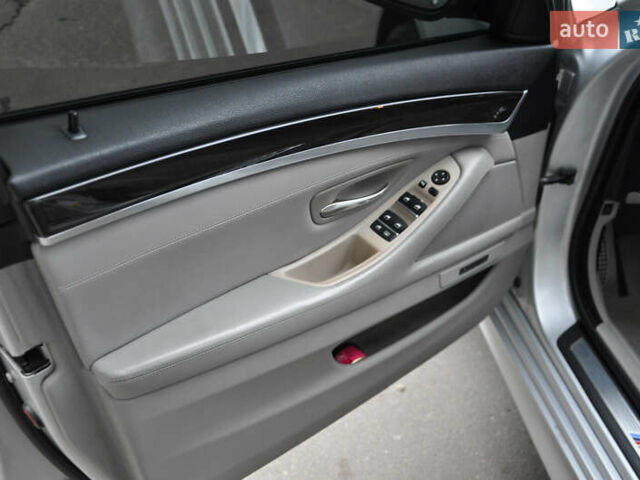 Серый БМВ 5 Серия, объемом двигателя 2 л и пробегом 186 тыс. км за 15000 $, фото 10 на Automoto.ua