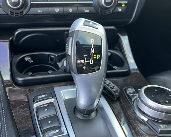 БМВ 5 Серия 2012 в Запорожье на Automoto.ua Серый БМВ 5 Серия, объемом двигателя 2.98 л и пробегом 305 тыс. км за 14999 $, фото 20 на Automoto.ua