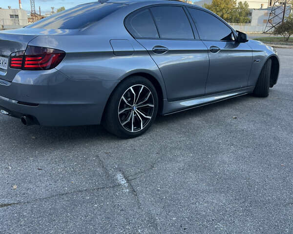 БМВ 5 Серия 2012 в Запорожье на Automoto.ua Серый БМВ 5 Серия, объемом двигателя 2.98 л и пробегом 305 тыс. км за 14999 $, фото 6 на Automoto.ua