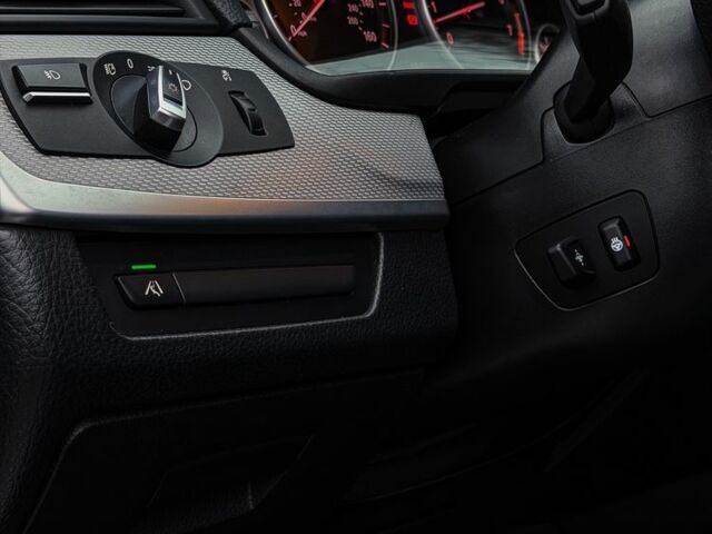 Серый БМВ 5 Серия, объемом двигателя 3 л и пробегом 165 тыс. км за 15800 $, фото 7 на Automoto.ua