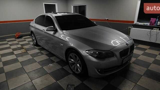 Серый БМВ 5 Серия, объемом двигателя 3 л и пробегом 250 тыс. км за 12500 $, фото 13 на Automoto.ua
