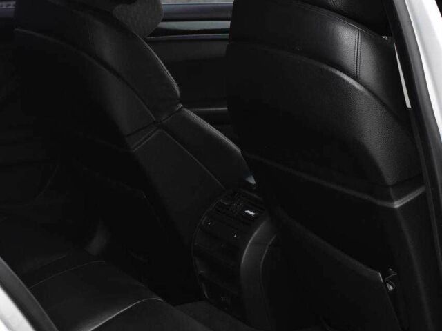 Серый БМВ 5 Серия, объемом двигателя 3 л и пробегом 250 тыс. км за 12499 $, фото 17 на Automoto.ua