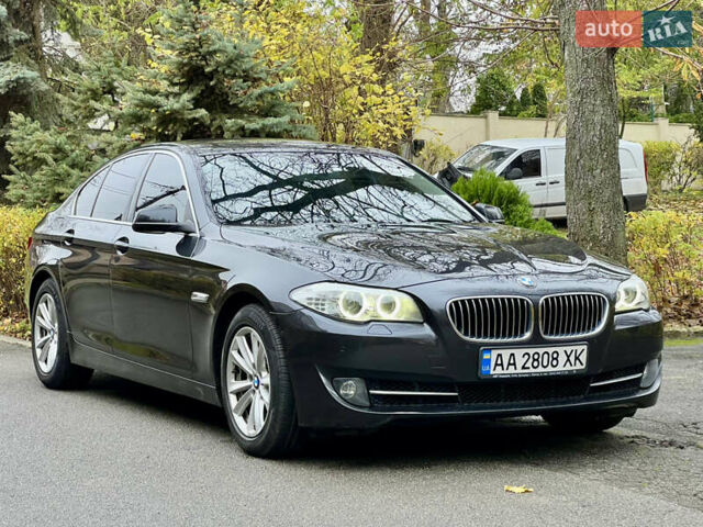 Сірий БМВ 5 Серія, об'ємом двигуна 2 л та пробігом 212 тис. км за 12800 $, фото 5 на Automoto.ua