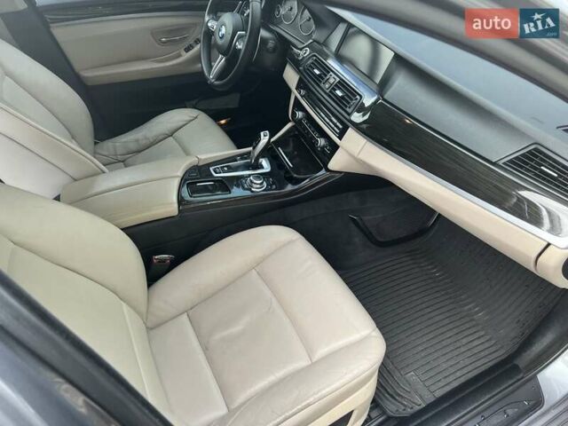 Серый БМВ 5 Серия, объемом двигателя 2.98 л и пробегом 195 тыс. км за 12300 $, фото 12 на Automoto.ua