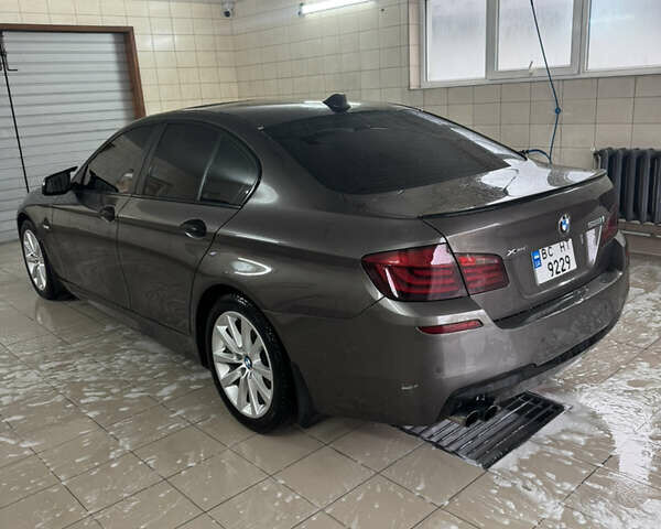 БМВ 5 Серия 2012 в Жовкве на Automoto.ua Серый БМВ 5 Серия, объемом двигателя 2 л и пробегом 274 тыс. км за 13500 $, фото 13 на Automoto.ua