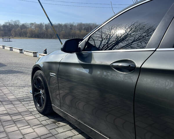 Серый БМВ 5 Серия, объемом двигателя 2 л и пробегом 217 тыс. км за 15500 $, фото 26 на Automoto.ua