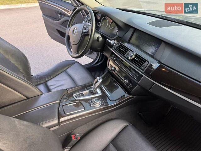 Серый БМВ 5 Серия, объемом двигателя 2.98 л и пробегом 284 тыс. км за 17000 $, фото 21 на Automoto.ua