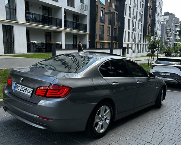 Серый БМВ 5 Серия, объемом двигателя 2.8 л и пробегом 122 тыс. км за 17600 $, фото 6 на Automoto.ua