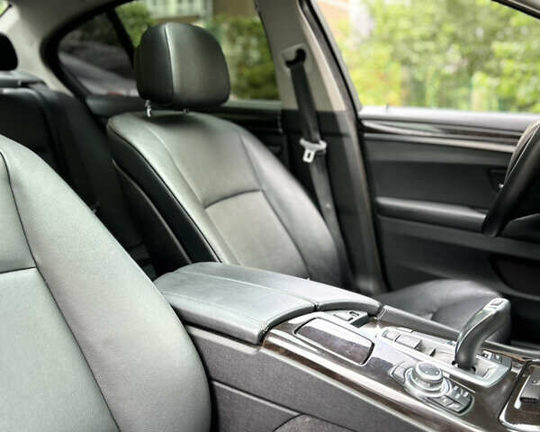 Серый БМВ 5 Серия, объемом двигателя 2.8 л и пробегом 122 тыс. км за 17600 $, фото 13 на Automoto.ua