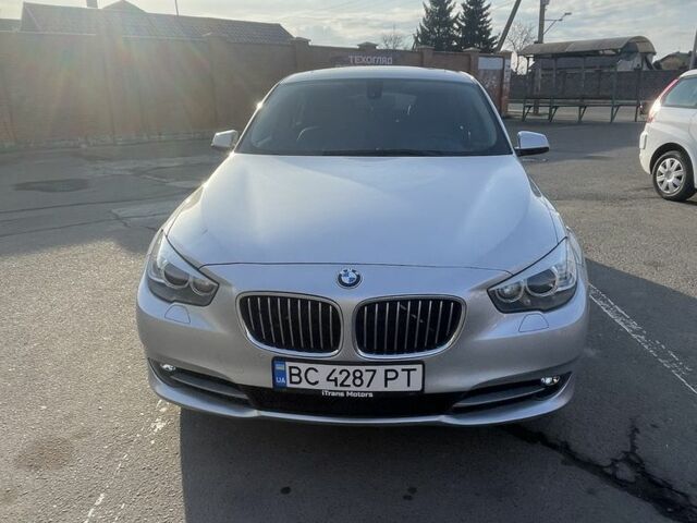 Серый БМВ 5 Серия, объемом двигателя 3 л и пробегом 204 тыс. км за 12000 $, фото 2 на Automoto.ua