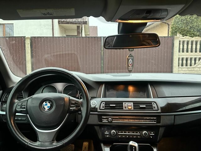 Серый БМВ 5 Серия, объемом двигателя 2 л и пробегом 253 тыс. км за 12500 $, фото 11 на Automoto.ua