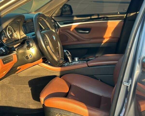 Серый БМВ 5 Серия, объемом двигателя 2.99 л и пробегом 175 тыс. км за 20500 $, фото 10 на Automoto.ua