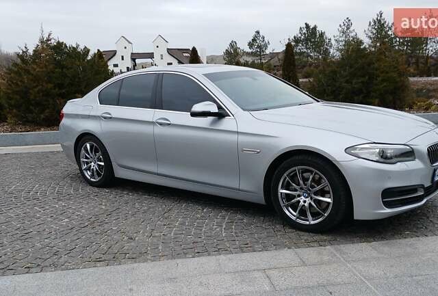 Серый БМВ 5 Серия, объемом двигателя 3 л и пробегом 161 тыс. км за 19900 $, фото 19 на Automoto.ua