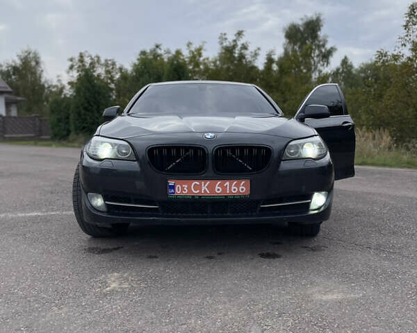 Серый БМВ 5 Серия, объемом двигателя 2 л и пробегом 298 тыс. км за 13200 $, фото 1 на Automoto.ua