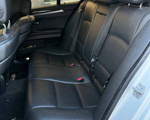 Серый БМВ 5 Серия, объемом двигателя 2 л и пробегом 280 тыс. км за 11300 $, фото 7 на Automoto.ua